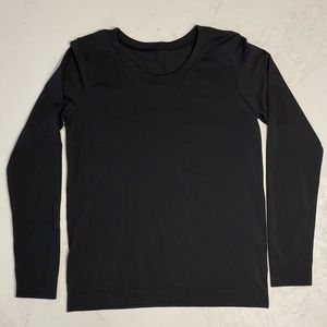 Lululemon swiftly tech relaxed long sleeve top, size 6, black